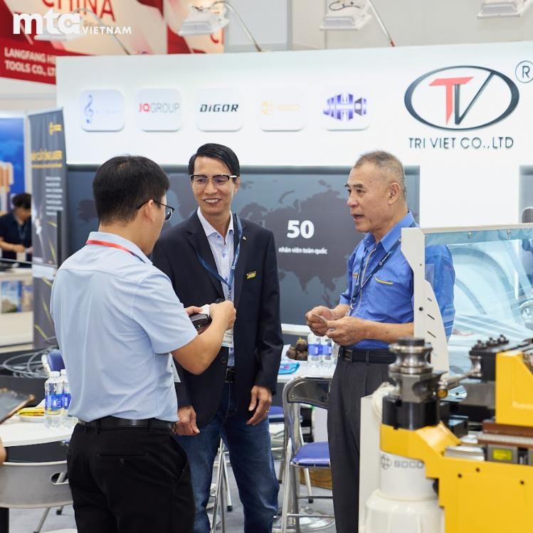 Gioi-thieu-Trien-lam-ngu-kim-VIETNAM-HARDWARE-HAND-TOOLS