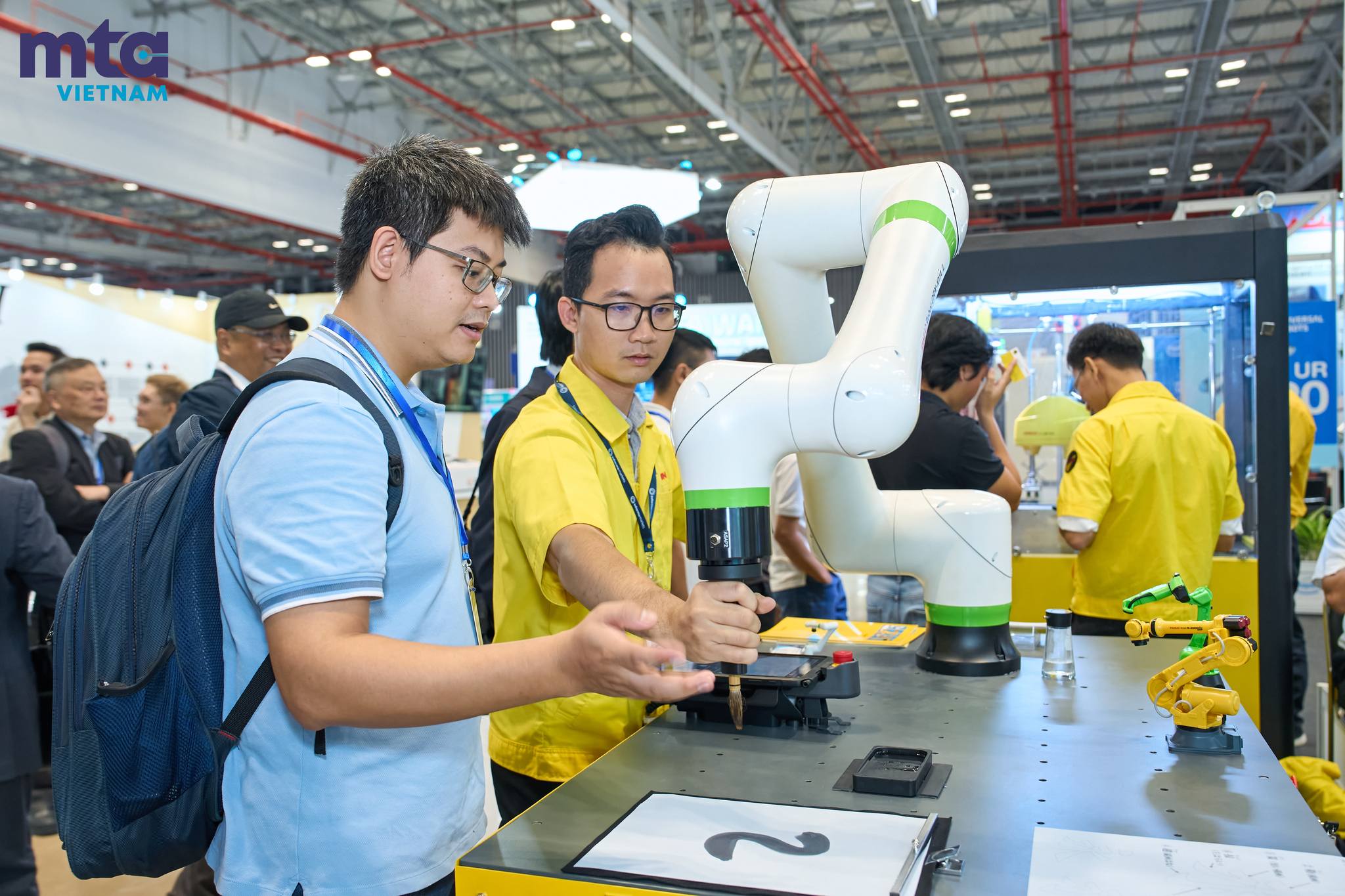 Lợi ích khi ứng dụng cánh tay robot vào quy trình sản xuất