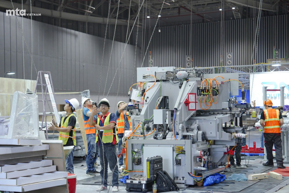Cac loai robot AGV pho bien trong kho hien nay 1 Artificial Intelligence and Digitalization of CNC Machining Processes